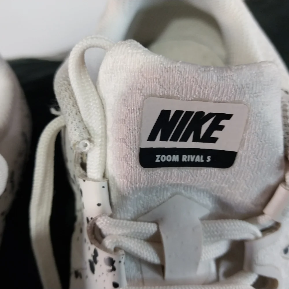 NIKE. Men